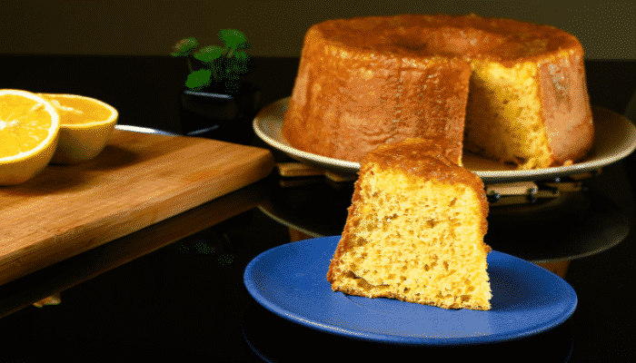 Deliciosa Receita de Bolo de Laranja no Liquidificador com Calda. Saiba Mais. 