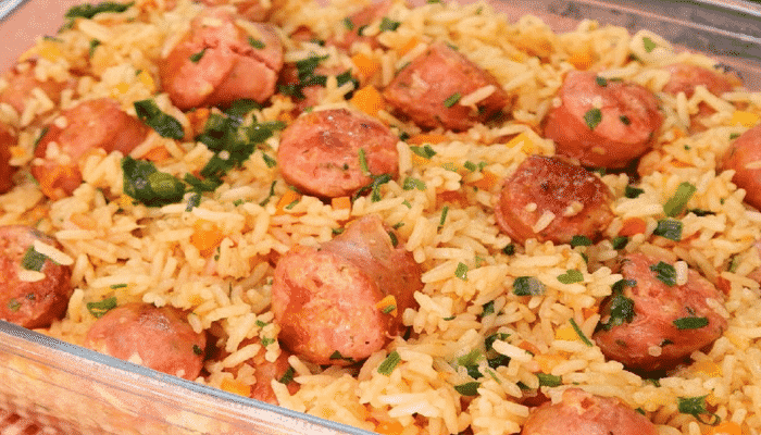 Arroz de linguiça fácil absurdamente delicioso aprendi com vovó vem ver