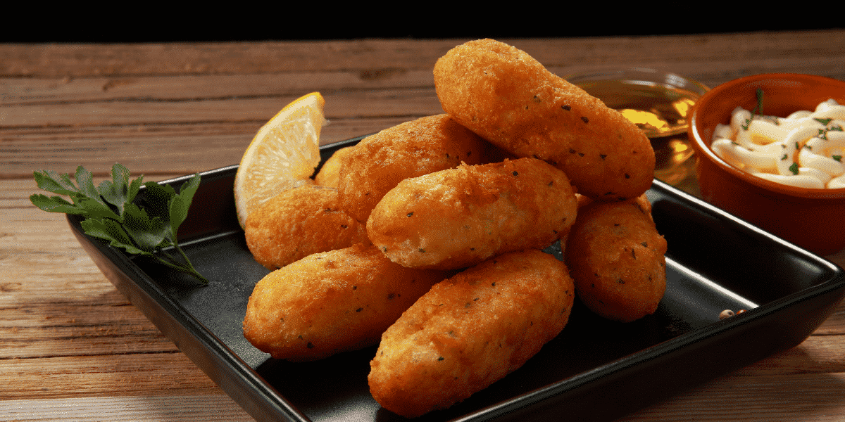 Croquete de carne seca com mandioca deliciosa e fácil de fazer