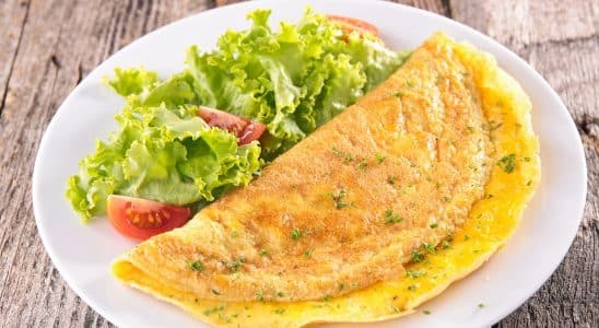 receita de omelete simples e rápido