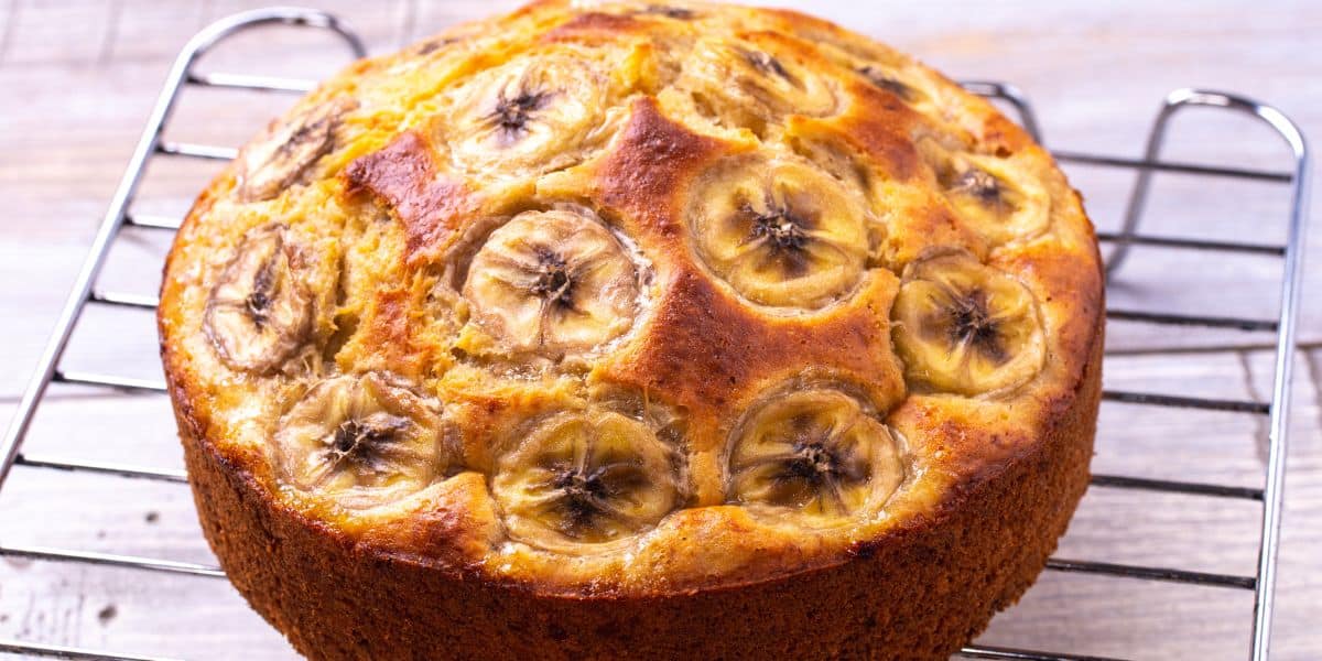 Bolo de banana integral no liquidificador 