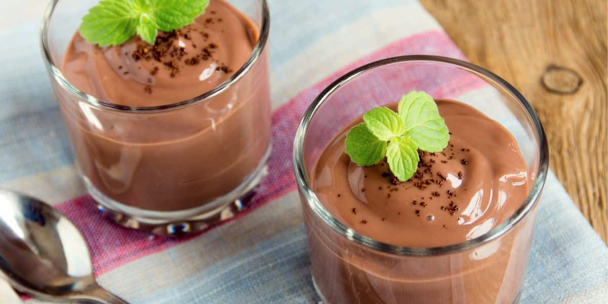 Mousse de café simples sobremesa deliciosa e fácil para qualquer ocasião