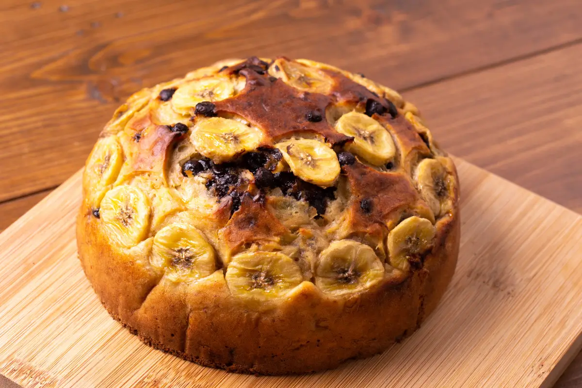 Bolo de banana delicioso e fácil de preparar