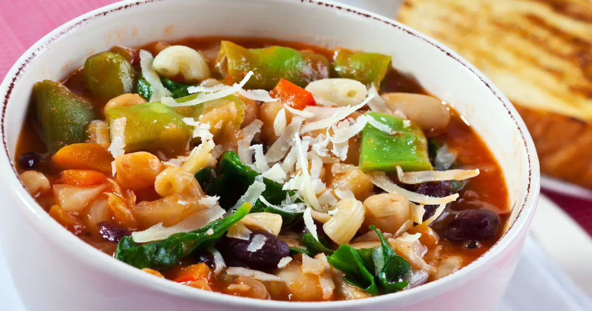 Minestrone (Sopa Italiana): Receita Deliciosa e Nutritiva para Você