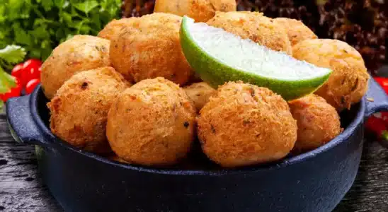 Bolinho de Bacalhau: Descubra a Receita Perfeita e Dicas Incríveis de Preparo